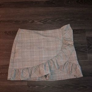 Forever 21. Plaid Skirt. Small